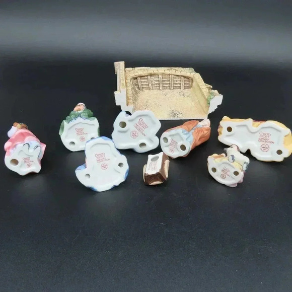 AVON ''O HOLY NIGHT'' Complete 9 Pc JESUS NATIVITY SET w/ Boxes Vintage 1989/90 - Picture 6 of 6